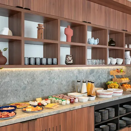 Novotel Paris La Defense Hotel 4*