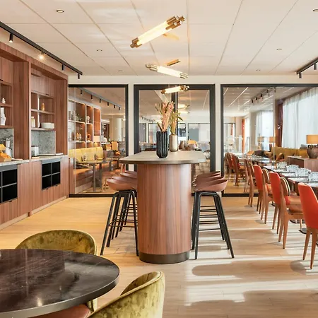 Hotel Novotel Paris La Defense