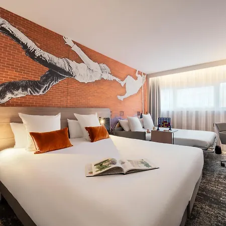 Novotel Paris La Defense Hotel