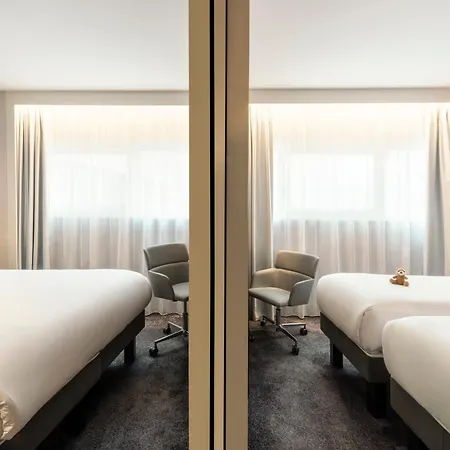 Hotel Novotel Paris La Defense