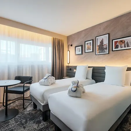 Novotel Paris La Defense Hotel