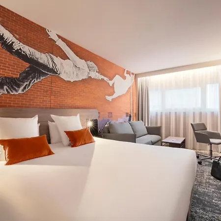 Novotel Paris La Defense Hotel Nanterre