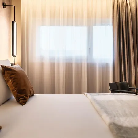 Hotel Novotel Paris La Defense Nanterre