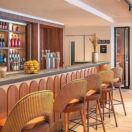 Hotel Novotel Paris La Defense