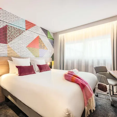 Novotel Paris La Defense Hotel Nanterre